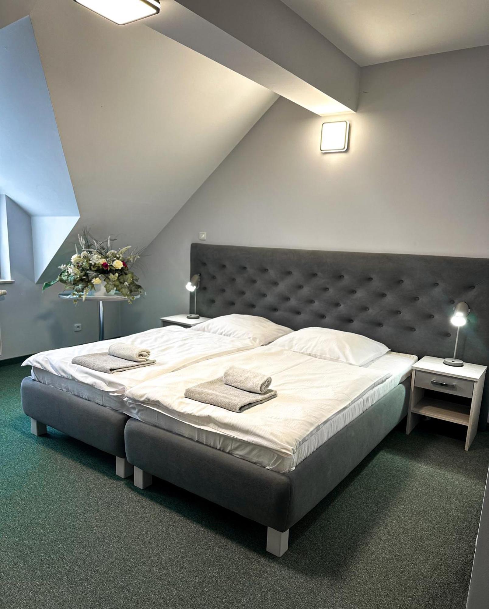 Hotel Arkadia Klecza Gorna ภายนอก รูปภาพ